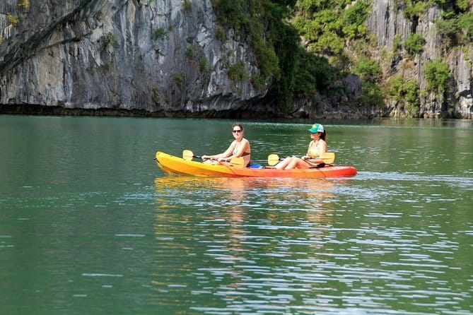Halong Bay Day Trip Explore Caves, Kayak & Lunch by Saquila Yacht - Vung Vieng Fishing Village: Two Real Options Instead of One