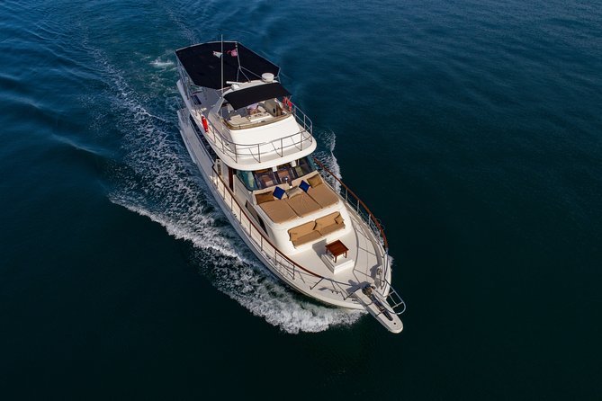 Hatteras 58-61' Luxury Yacht in Puerto Vallarta & Nuevo Nayarit - Snorkeling, kayaking, and paddleboarding: included gear that saves your energy