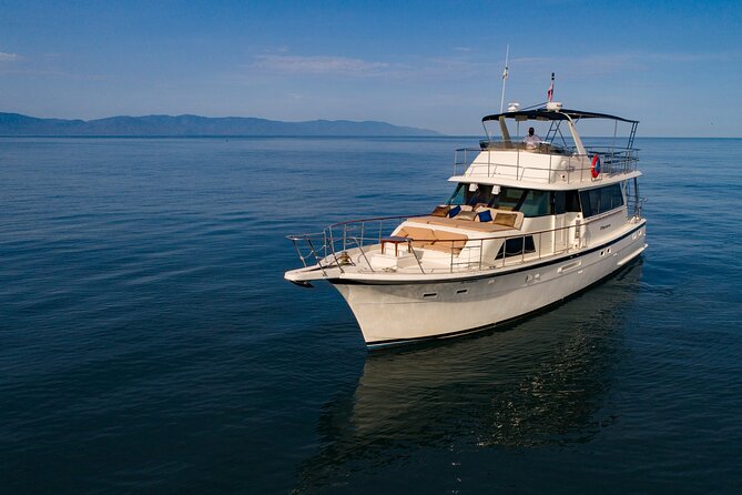Hatteras 58-61' Luxury Yacht in Puerto Vallarta & Nuevo Nayarit - Who should book this Hatteras luxury yacht cruise?