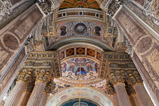 Imperial Splendor: Dolmabahce Palace & Bosphorus Yacht Cruise - The quick Bezmi Alem Mosque stop (and why it works)