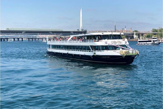 Istanbul Afternoon Bosphorus Cruise with Asian Side Stop - Asian-shore sightings you’ll still catch from the water