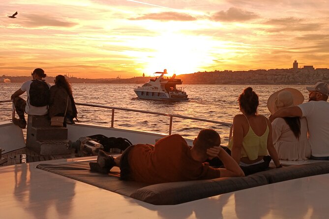 Istanbul Bosphorus Sunset Cruise on Luxury Yacht - How the Guide and On-Board Commentary Actually Helps