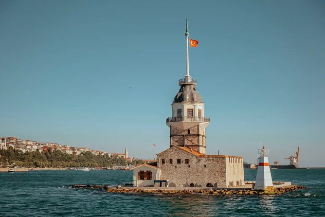 Istanbul Private Luxury Yacht on Bosphorus - European Shore for 30 Minutes: Instant Istanbul Views From the Water