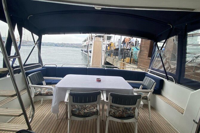 Istanbul Private Luxury Yacht on Bosphorus - The Maiden Tower Photo Window: Why This Moment Works on a Yacht