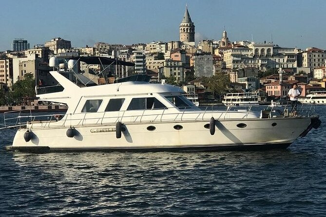 Istanbul Private Yacht Sunset Tour - 2 Hours - Price and the real value of 2 hours on the Bosphorus