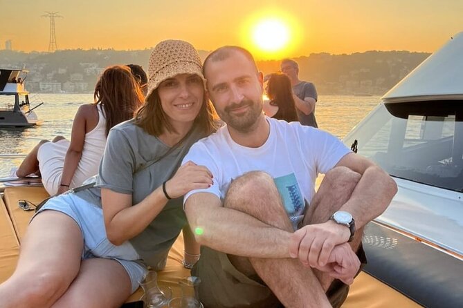 Istanbul Sunset Cruise on Luxury Yacht - Guided Group Cruise - Getting to Kabataş and boarding the yacht without surprises