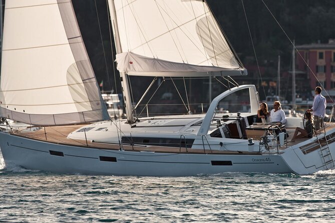 JFarwell Adventure Yacht Sailing in the Halifax Harbour - The full 90-minute loop: Boardwalk, Halifax views, and Georges Island