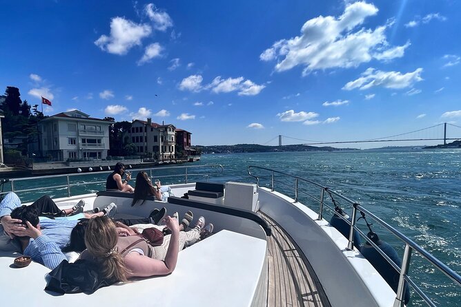 Luxury Bosphorus Yacht Tour – Asian Side Stop & Exploration - Price and value for a 2.5-hour Bosphorus cruise with food included