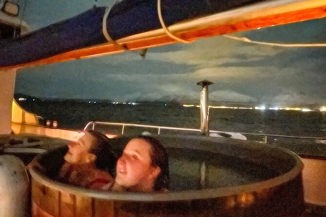 Luxury Northern Lights Yacht Cruise with Hot Tub from Tromsø - Should You Book This Hot Tub Northern Lights Yacht Cruise?