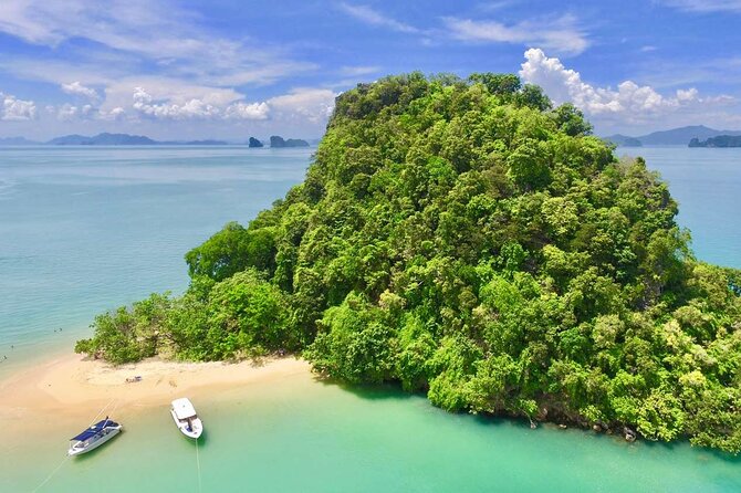 Luxury Private Motor Yacht Charter by Simba Sea Trips - Price and value: $1,884.81 for up to 4 adults