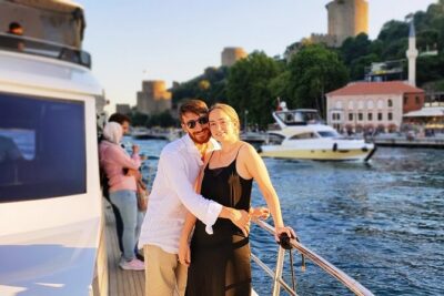Luxury Sunset Yacht Cruise on the Bosphorus – Refresh & Relax - Getting on board at İdo Kabataş (and how the day flows)