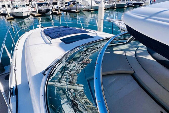 Luxury Yacht Tour in Los Cabos 45FT SeaRay Sundancer - Your 2-Hour Route: El Arco, Sea of Cortez Swim, Pacific Sunset