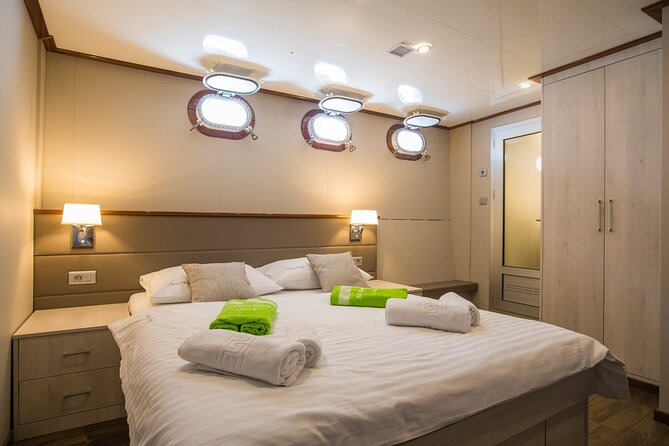 Luxury Yacht Week from Split to Dubrovnik - Day 4 Blue Cave by small boat, then Komiža on Vis