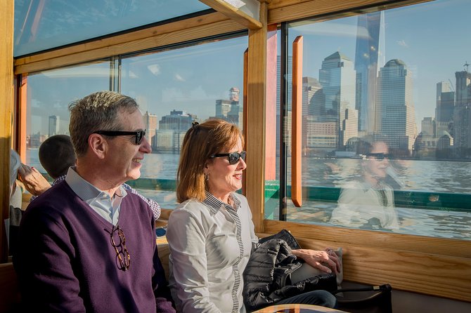 Manhattan Architecture Yacht Cruise - Upper West Side and the waterfront glide: where neighborhoods show up