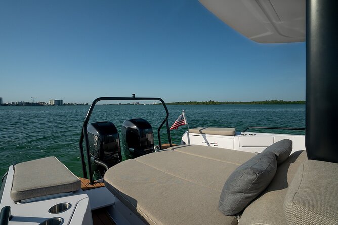 Miami Bay Discovery Private Yacht Cruise with Captain - Setting Out from Miami Beach and Getting to Haulover