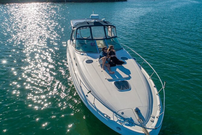 Miami Private Yacht Rental 2 to 4 hours for 12 people - What the 2-hour vs 4-hour window changes (and why you should care)