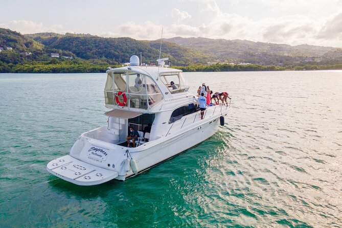 Montego Bay Private Yacht Tour with Open Bar and Lunch - Crew Service and the Birthday-Focused Touches: The Real Secret Sauce
