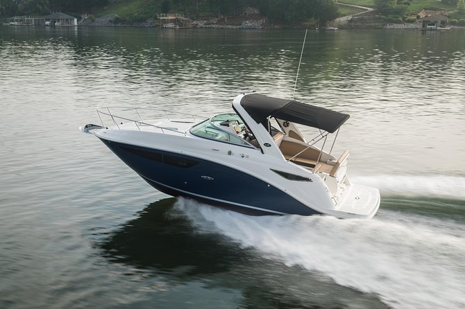 Motor Yacht (2020)Luxury Private Cruise Around Santorini - Santorini Volcano and Hot Springs: Nea Kameni in Practice