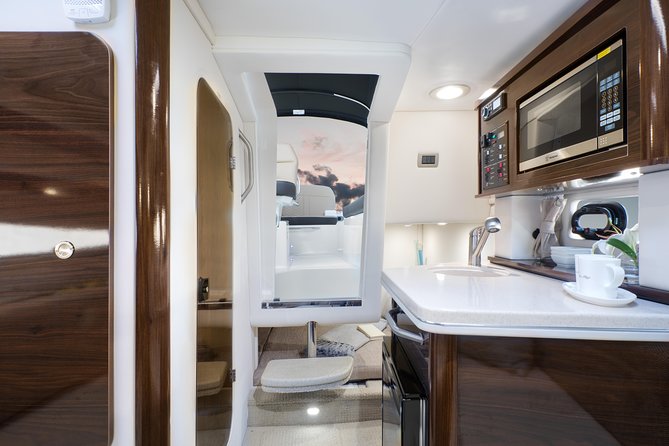 Motor Yacht (2020)Luxury Private Cruise Around Santorini - Ammoudi Stop and the Snorkel-Friendly Rocky Beach