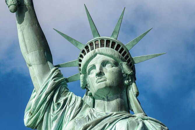 New York City Day Cruise by Statue of Liberty on Small Yacht - Getting to Chelsea Piers and boarding fast