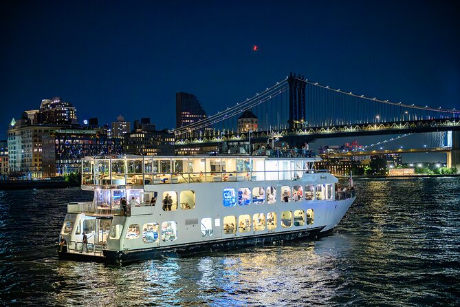 New York City Dinner Cruise on Luxury Yacht with Live Music - Key points to know before you go
