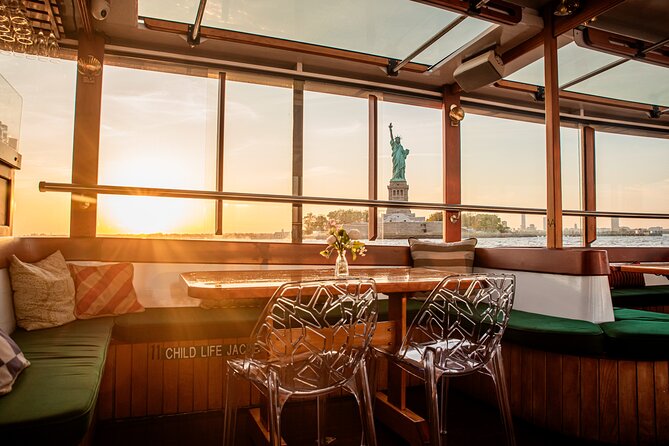 New York City Sunset Cruise on a Yacht - Key things to love on this NYC sunset yacht