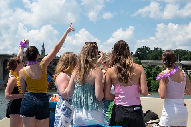 Party Yacht Cruise along Potomac River - Arlington House (Robert E. Lee Memorial) and the Potomac Hill Look
