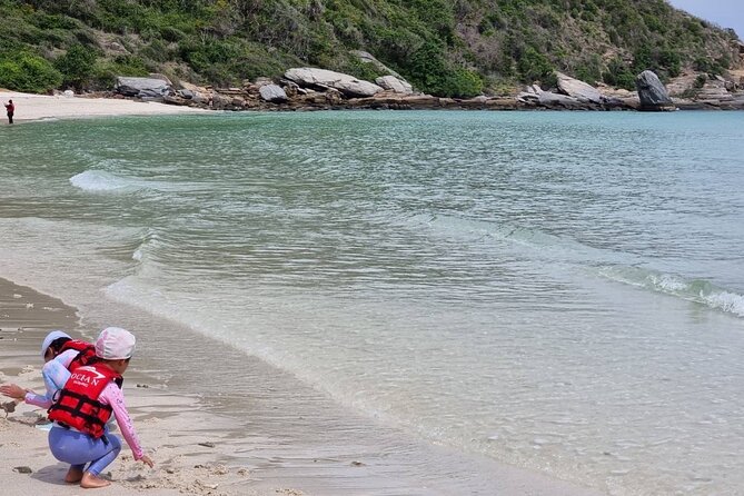 Pattaya Full-Day SUNSET Yacht exclusive Island(Buffet,Snorkeling) - Stop 1: Ko Phai (Bamboo Island) for Clear Water and Beach Time