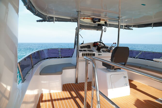 Phi Phi Island & Maiton Island Full Day Tour with Luxury Yacht - Boat comfort, new gear, and what’s actually included