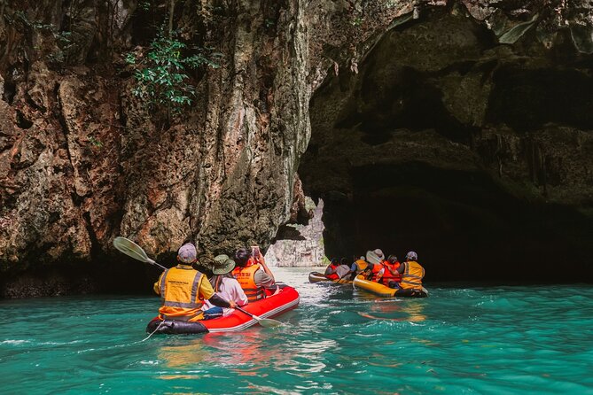 Phuket : James Bond Island and Phang Nga Bay by Premium Yacht - Hong Island lagoon: the hour that turns the bay into a paddle day