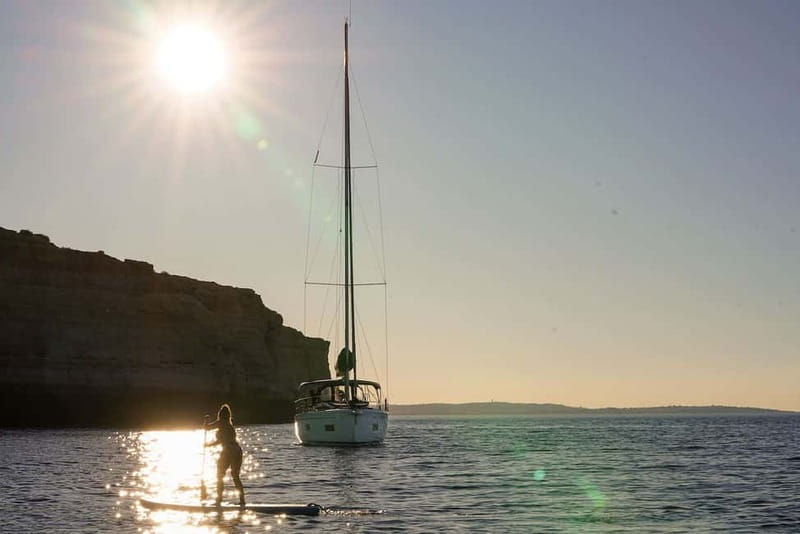 Portimao: Sunset Luxury Sail-Yacht Cruise - Getting aboard at Marina of Portimão, without stress