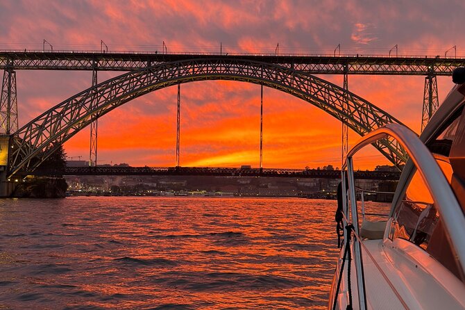 Porto: Luxury Yacht Cruise with Wine Tasting & Snacks - What You’ll See: Six Bridges, Old Town Porto, Gaia, and the River Mouth