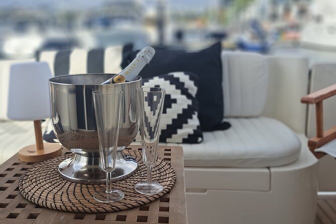 Porto: Luxury Yacht Tour on the Douro River - Sunset or Daytime - Where you meet: Marina da Afurada and why it’s practical