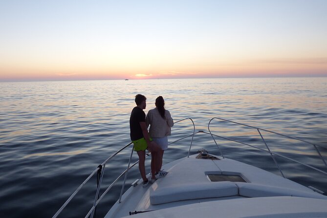 Porto: Luxury Yacht Tour on the Douro River - Sunset or Daytime - Welcome drink, sangria, and what to expect
