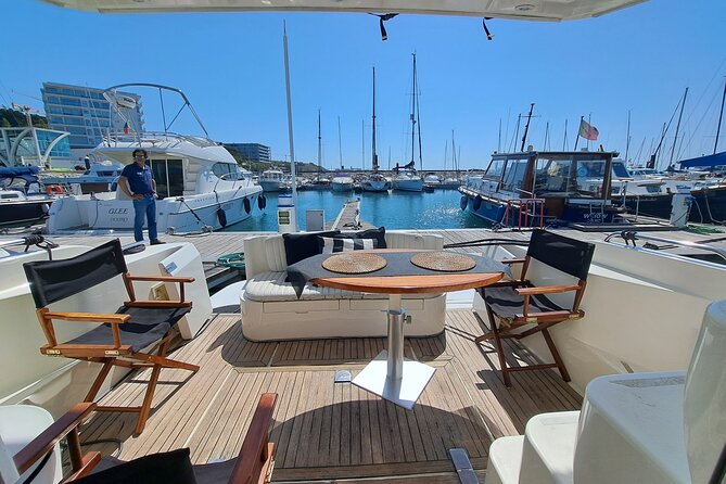 Porto: Private Tour on a Luxury Yacht on the Douro River - Cruising Porto and Vila Nova de Gaia: Landmarks You Can See Without Waiting in Lines