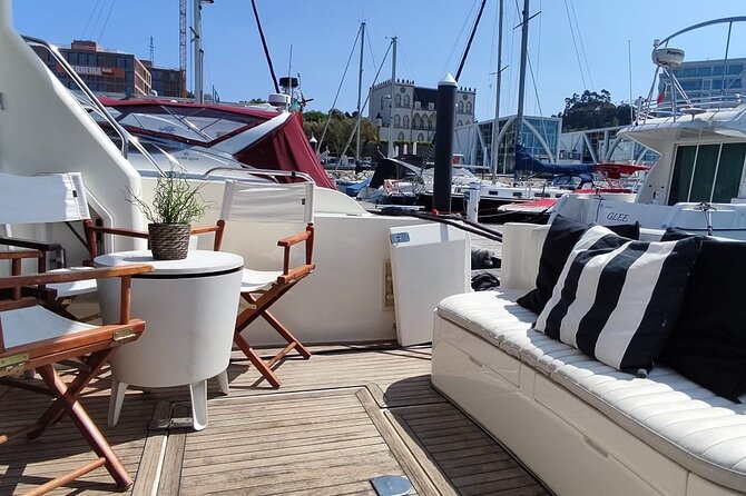 Porto: Private Tour on a Luxury Yacht on the Douro River - Price and Value for a Group Up to 12