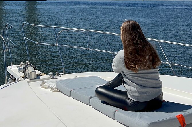Premium Yacht Tour on the Douro - How the Premium Douro Yacht Tour Works in Porto