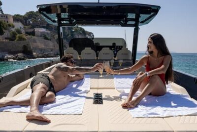 Private 5-Hour Cruise on Brand-New Luxury Yacht in Mykonos (Para Voce) - Your 5-hour route: from Psarou’s glam bay to Elia’s open calm