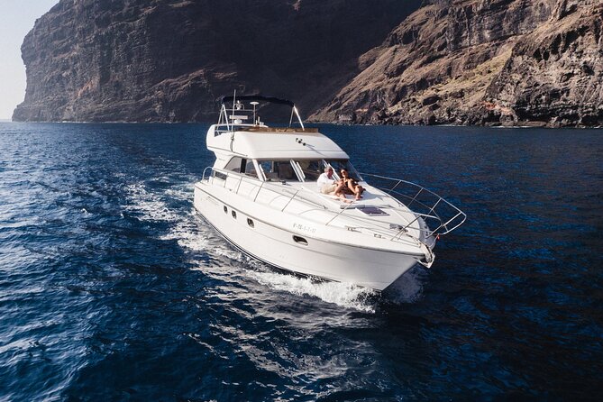 Private Boat Tour on Royal Ocean Yacht, Tenerife - Getting to Marina del Sur and starting on the right foot
