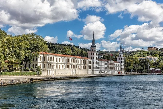 Private Bosphorus Cruise and Egyptian Bazaar with Motor Yacht - Rumelihisar Fortress views from outside: why the water makes it click