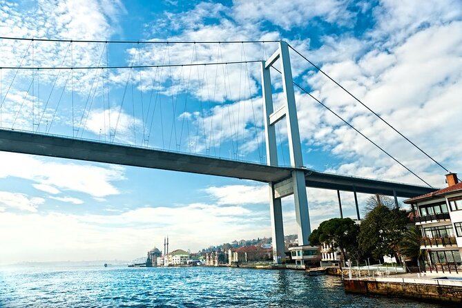 Private Bosphorus Sightseeing Cruise By Luxury Yacht in Istanbul - Why this Bosphorus cruise is worth your time