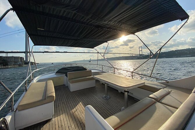 Private Bosphorus Sightseeing Cruise By Luxury Yacht in Istanbul - Who this cruise is best for
