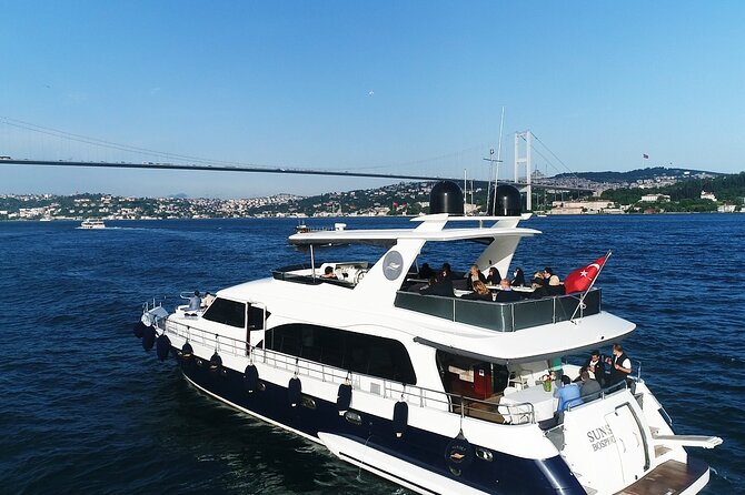 Private Bosphorus Sightseeing Cruise on Luxury Yacht - The 1973 bridge span: spotting the engineering as well as the skyline
