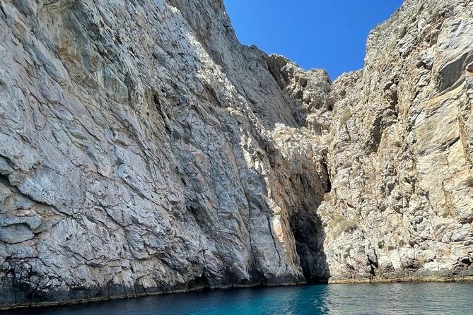 Private Caldera Cruise with Motor Yacht in Santorini - Stop 3: White Beach for Turquoise-Water Swimming (Short, Sweet, Memorable)