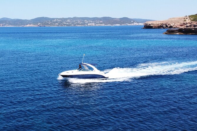 Private Charter 30ft Sports Yacht - Price and value: what $828.97 really means for up to 9