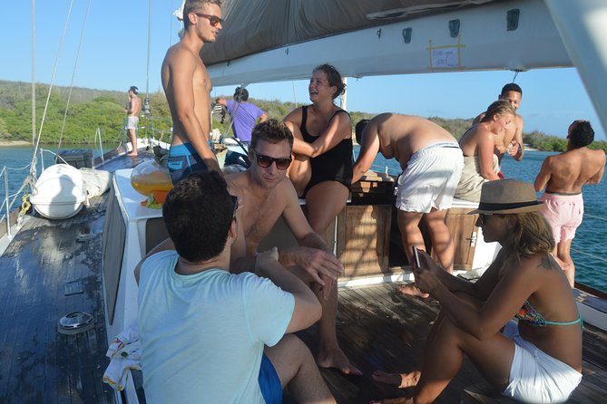 Private charter on Casador a classic 68ft sailing yacht.cruiseship possible - Private Casador sailing in Curacao: what you actually get for your day