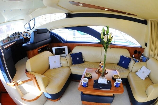 Private Charter Yacht: Dubai Marina, Atlantis And Burj al Arab - Onboard comfort: what’s included and how it affects the day