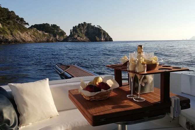 Private Cruise from Naples to Capri and Amalfi Coast - yacht 40' - Key things to know before you go