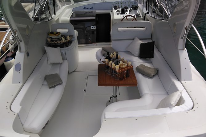 Private Cruise to Capri and Amalfi coast from Sorrento or Capri - yacht 40' - Cruising the Amalfi Coast: Positano and Amalfi from the water