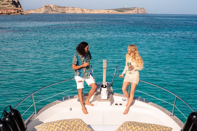 Private Full Day boat charter in Traditional Balearic Yacht - Traditional Balearic Yacht in Ibiza: the “slow travel” version